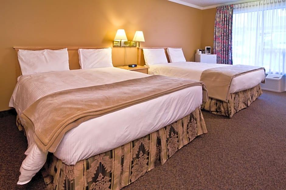 Econo Lodge Inn & Suites كيلوانا المظهر الخارجي الصورة